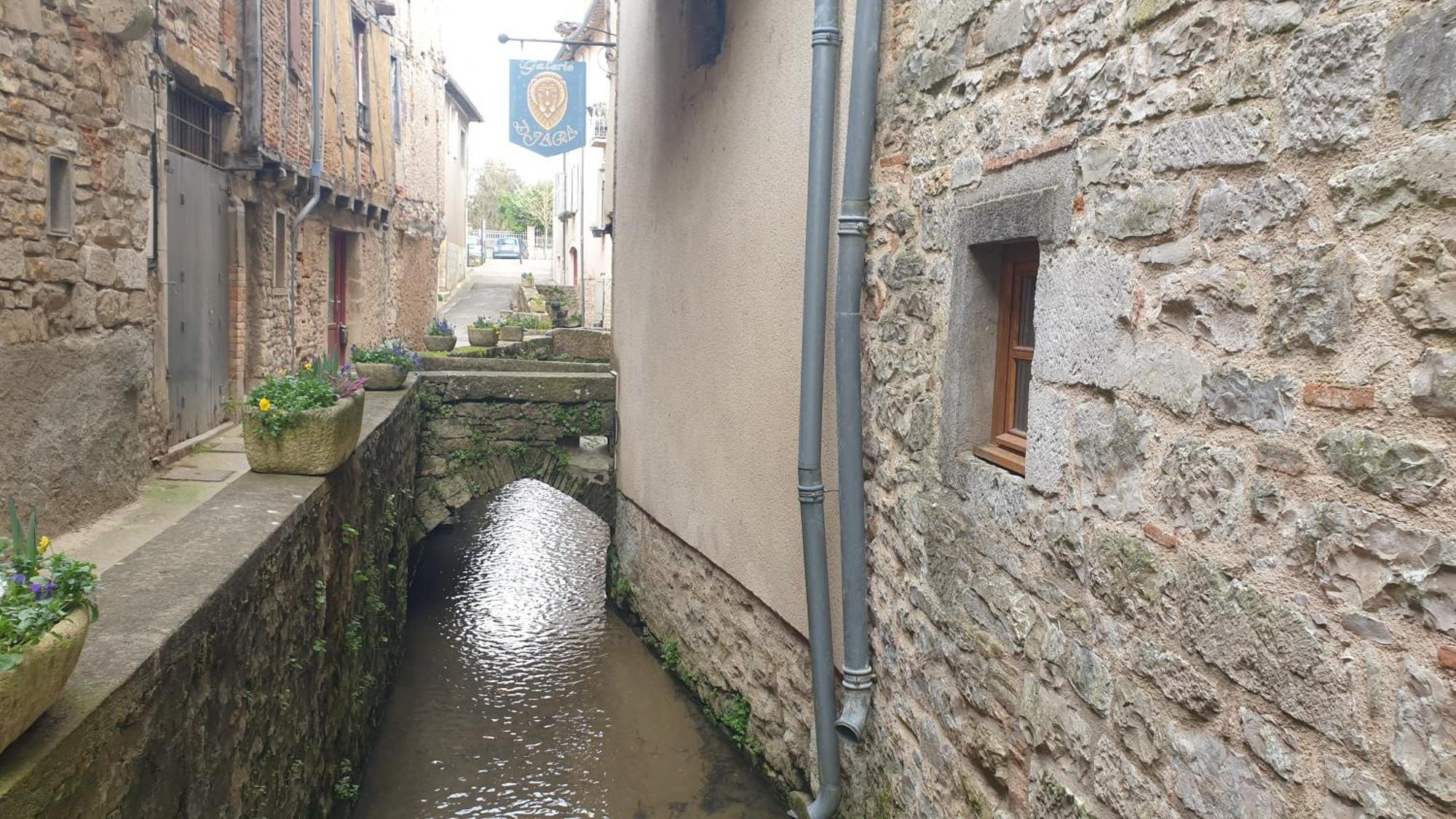 Love Room- Spa- Escale Amoureuse Puygaillard-de-Quercy Εξωτερικό φωτογραφία