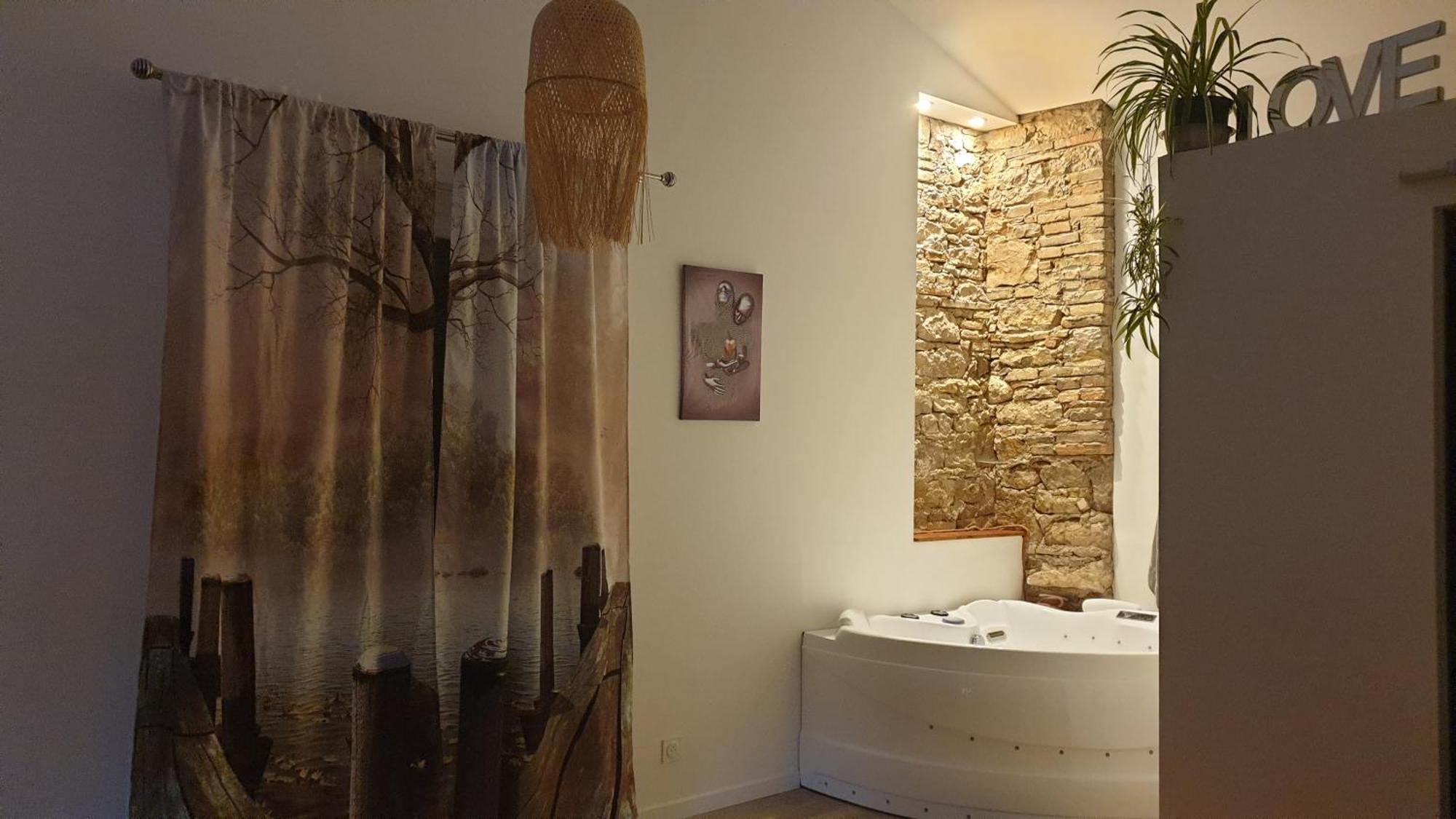 Love Room- Spa- Escale Amoureuse Puygaillard-de-Quercy Εξωτερικό φωτογραφία
