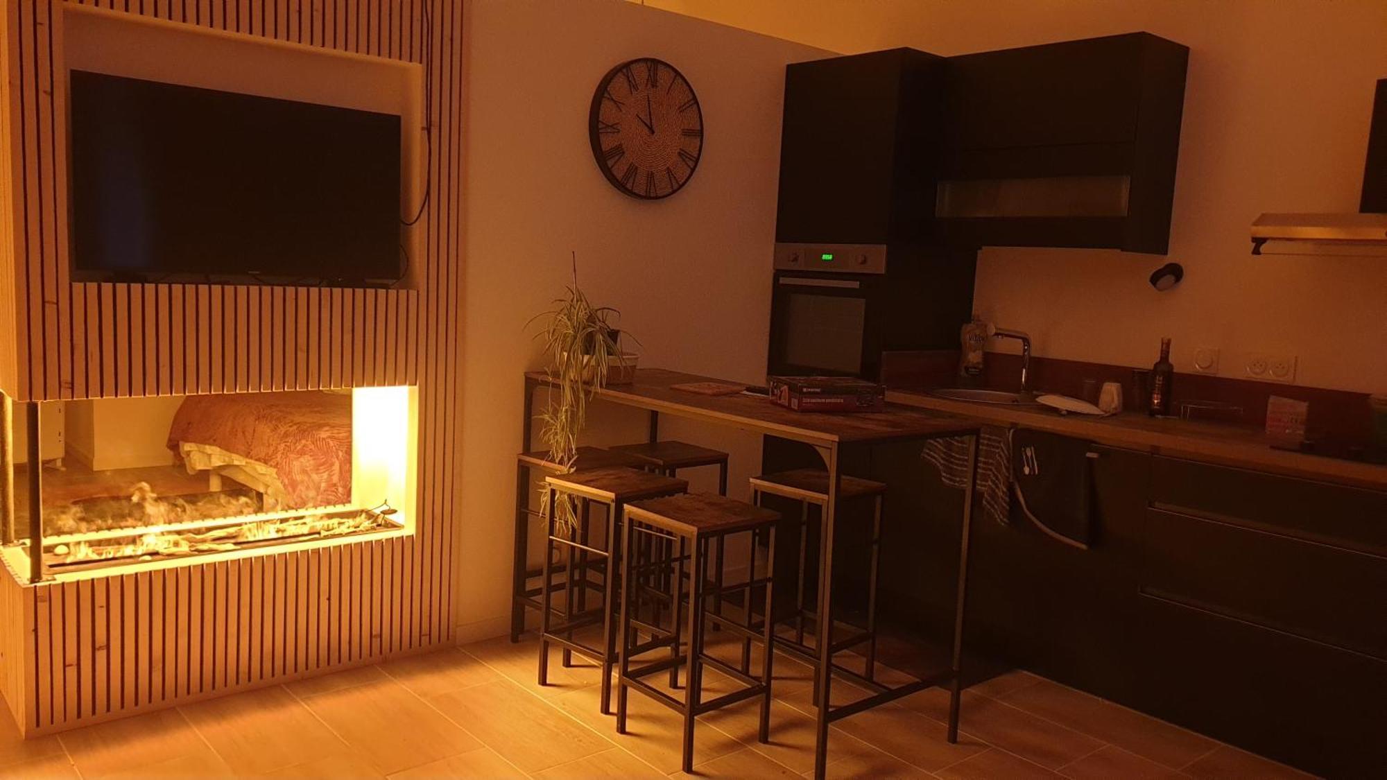 Love Room- Spa- Escale Amoureuse Puygaillard-de-Quercy Εξωτερικό φωτογραφία